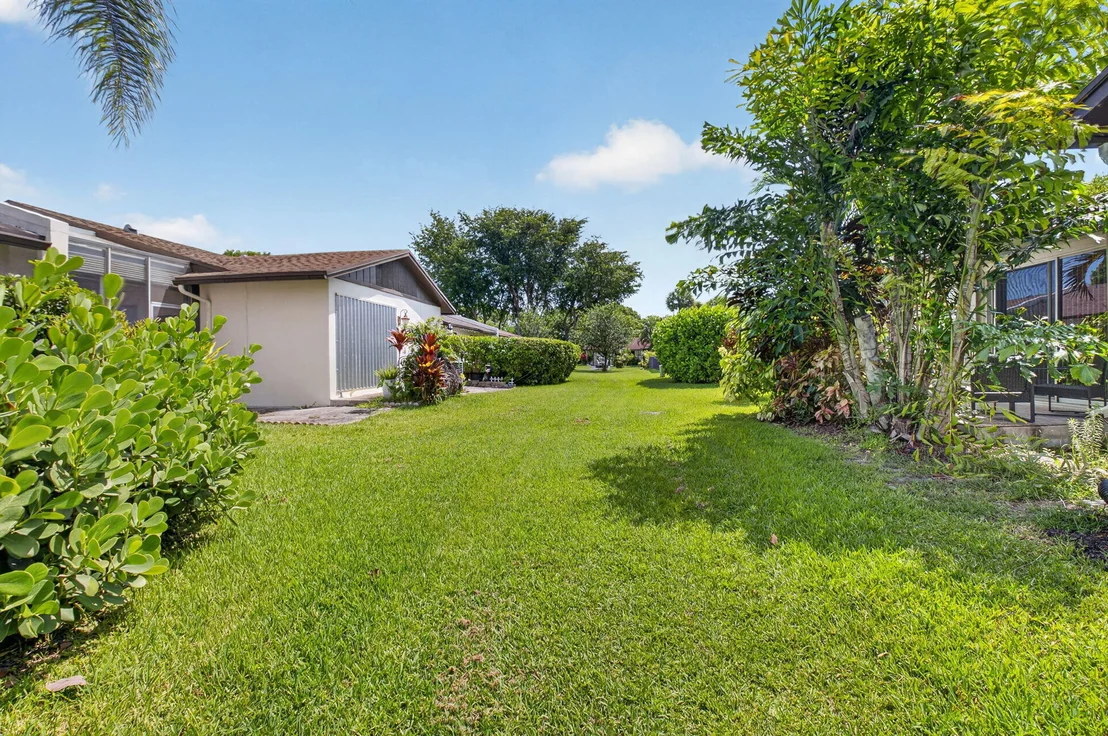 Photo of 5444 Laurel Oak Street