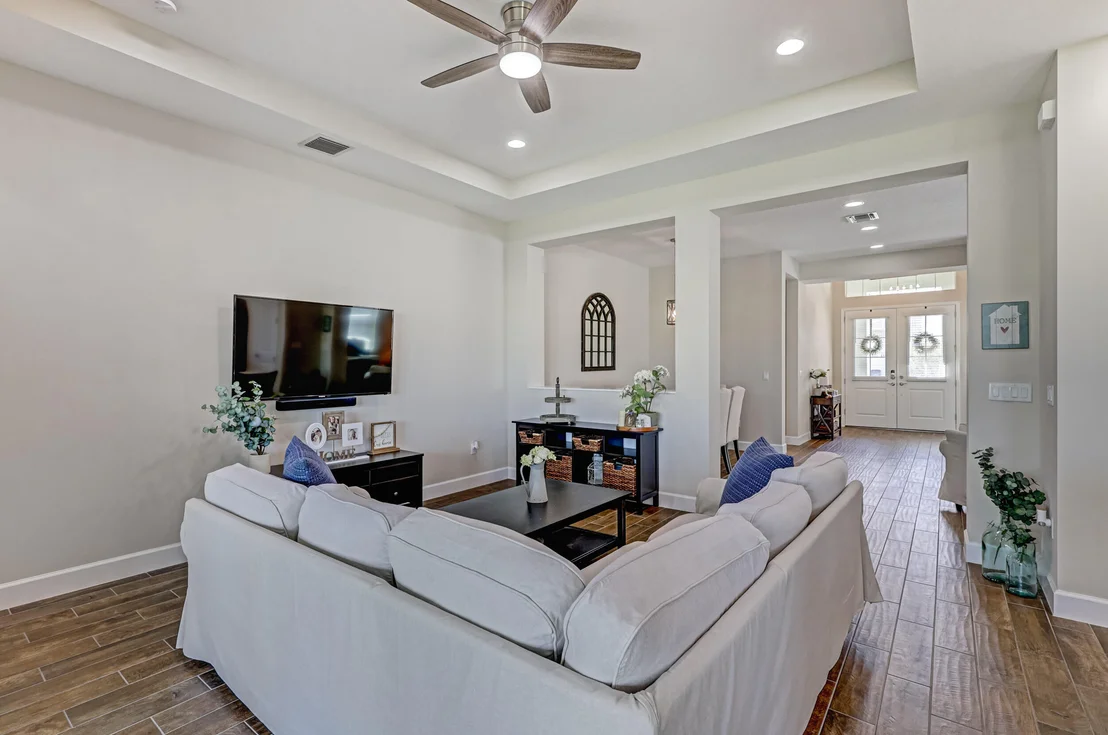 Photo of 15121 Goldfinch Circle