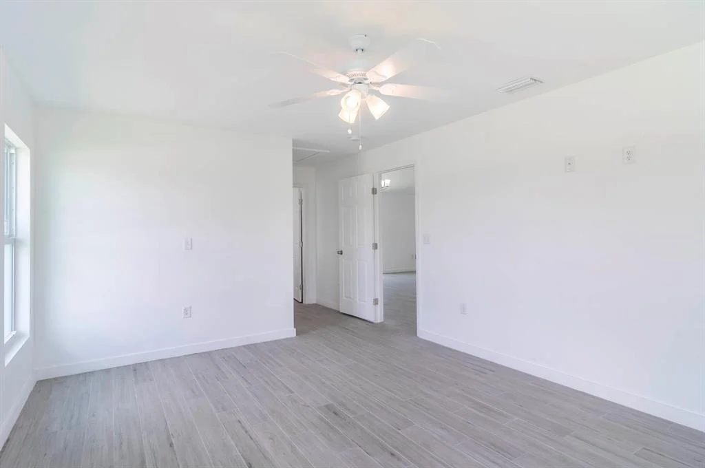 Photo of 810 SE 39th Terrace