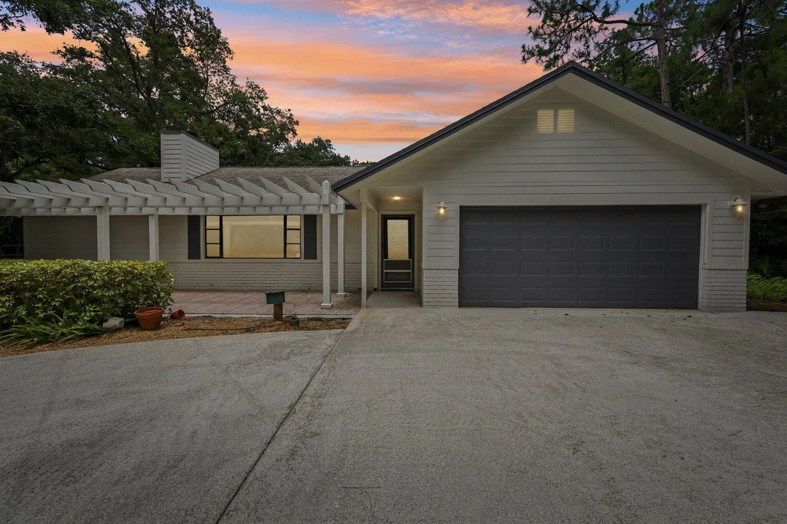 Photo of 16700 96th Terrace N