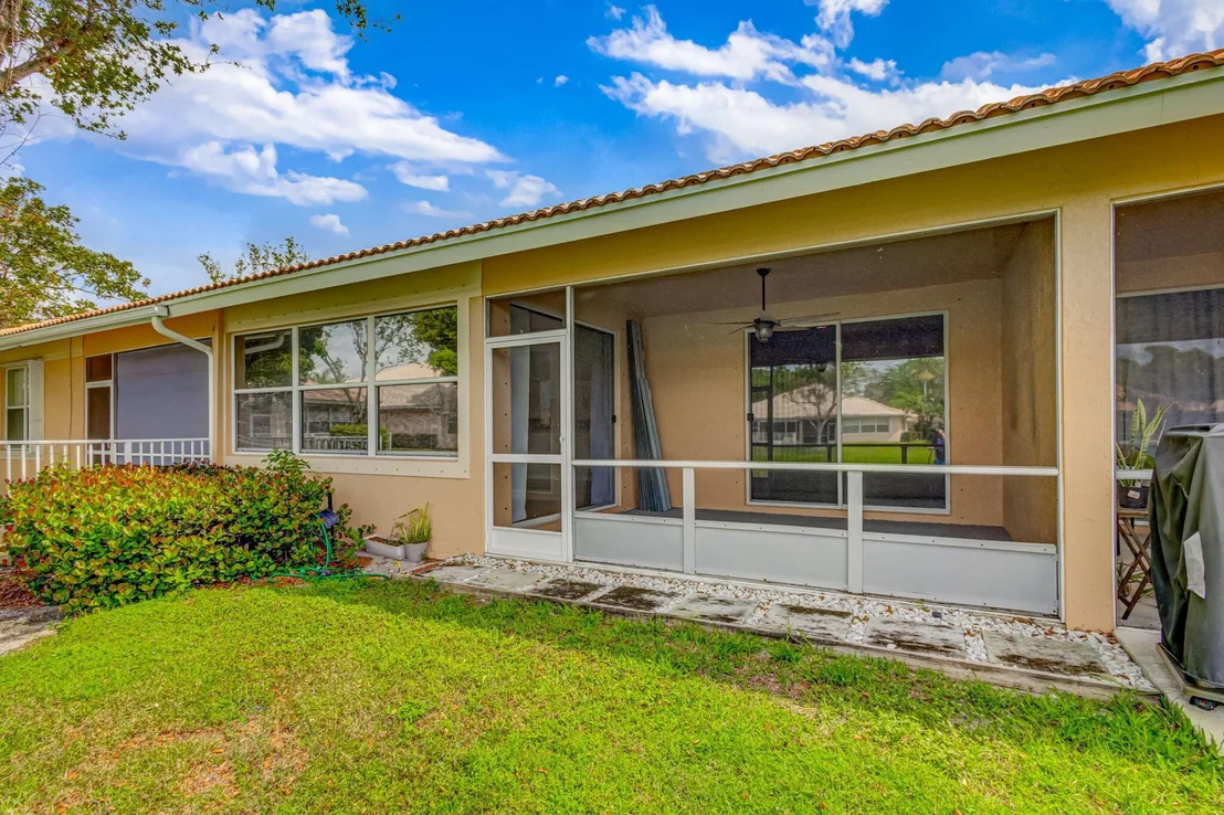 Photo of 386 Coral Trace Lane