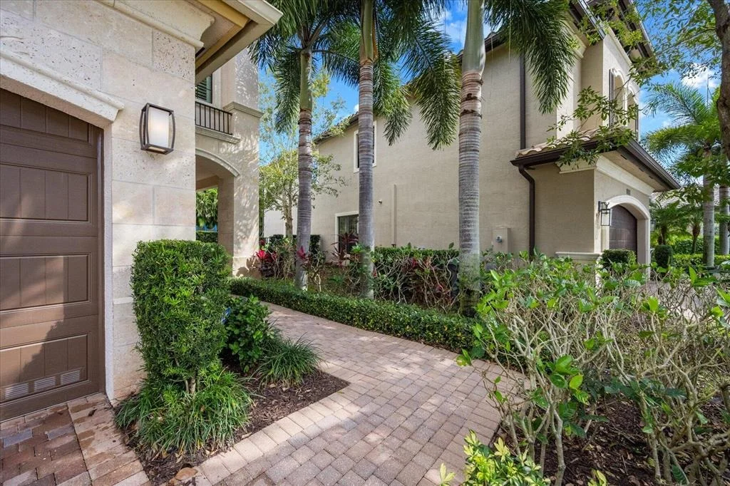 Photo of 16586 Gateway Bridge Drive
