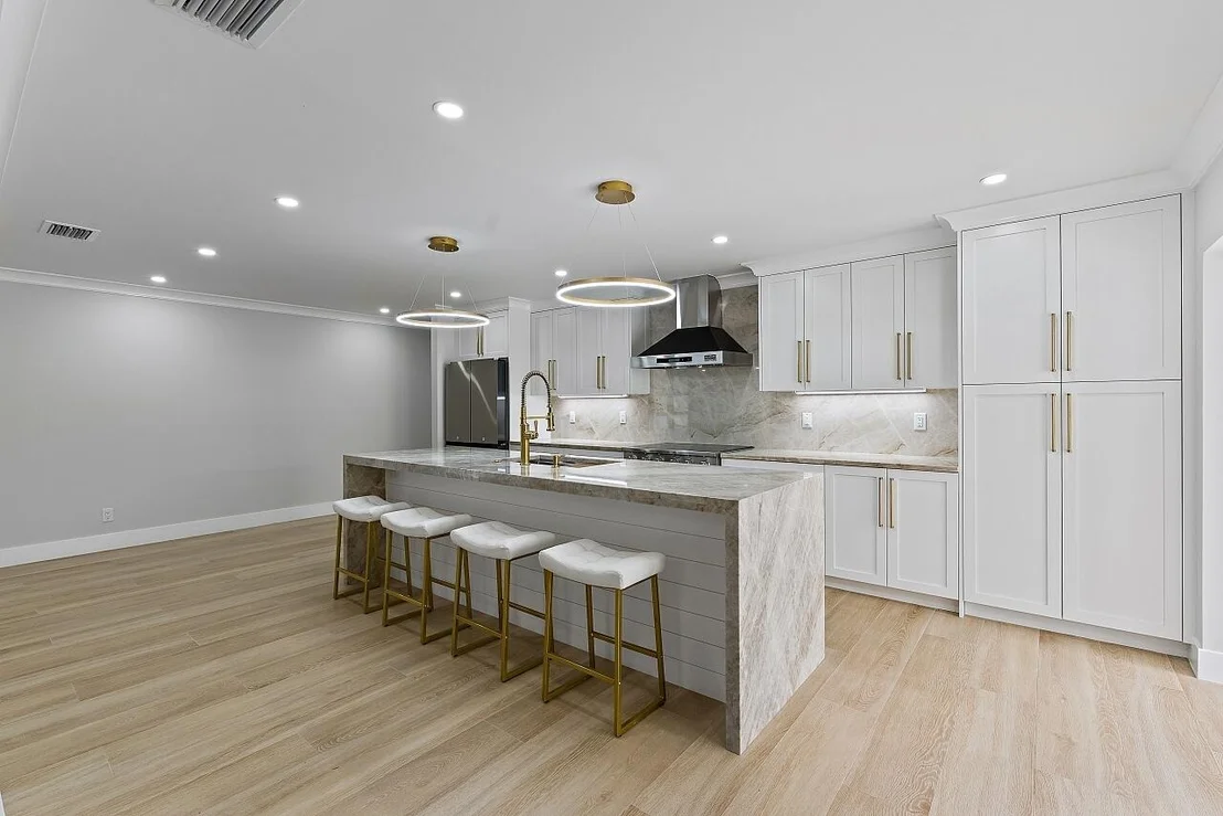 Photo of 706 Flamevine Lane