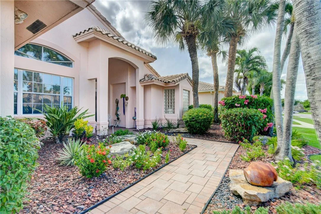 Photo of 5370 Landon Circle