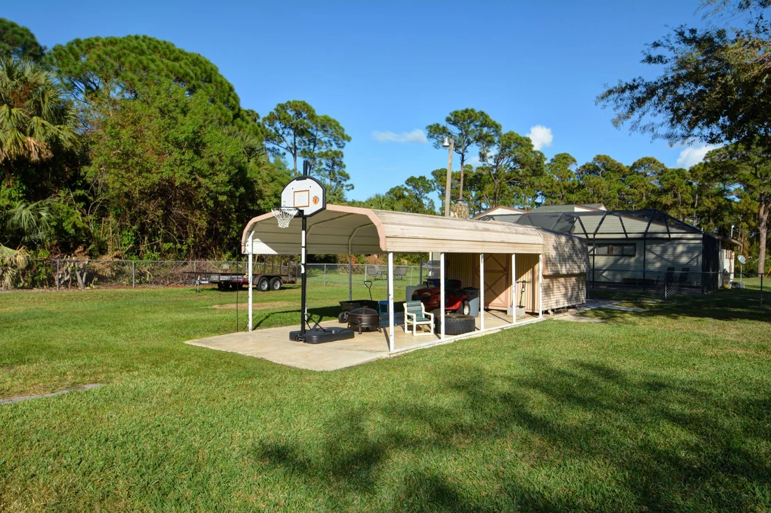 Photo of 6000 Birch Drive