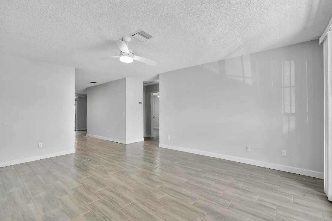 Photo of 4368 SE Hamilton Lane