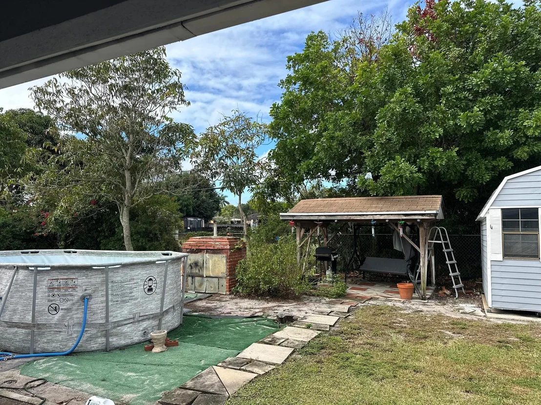 Photo of 309 Davis Road