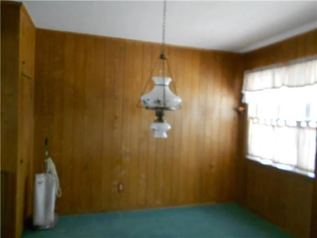 Photo of 1127 Colonial Road
