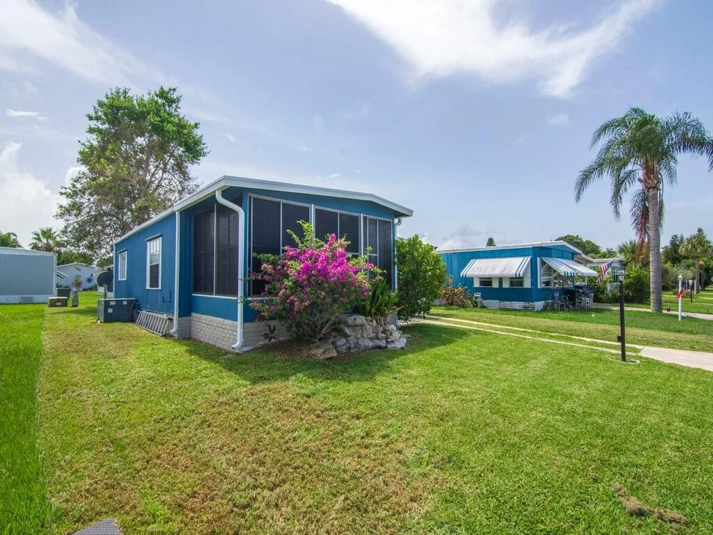 Photo of 1033 Oriole Circle