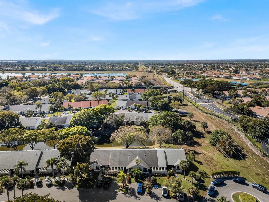 Photo of 10980 Lake Front Place