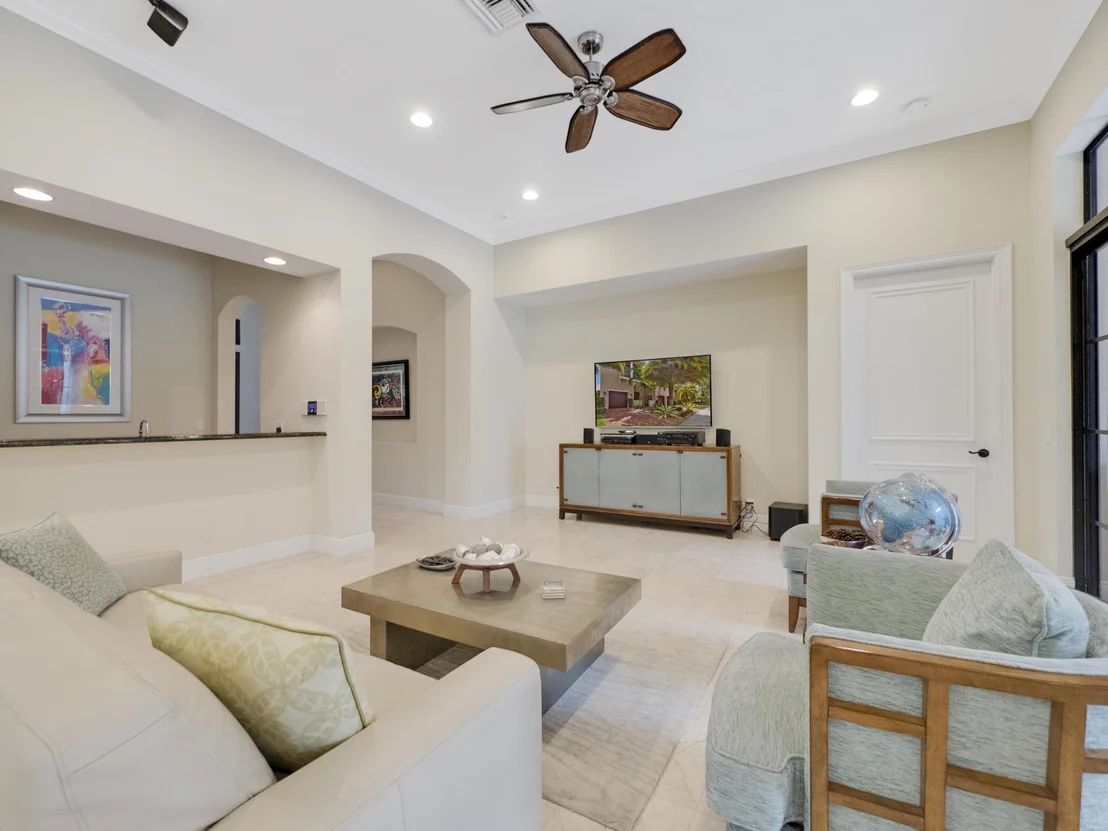 Photo of 8262 Emerald Avenue