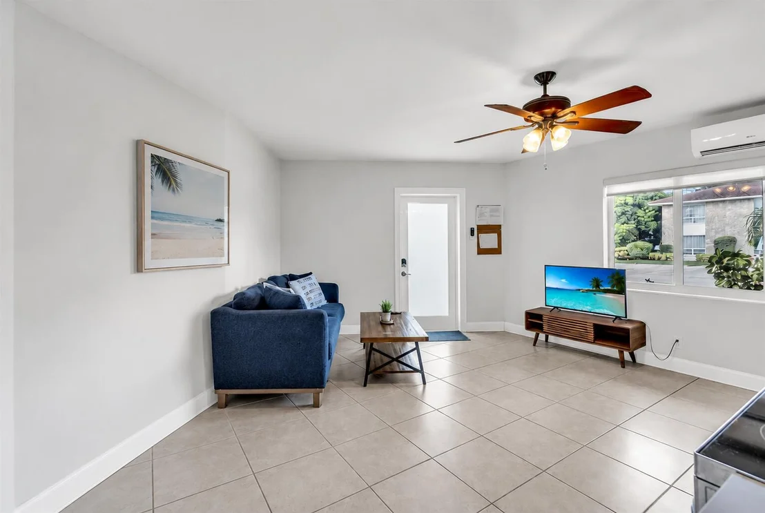 Photo of 2812 NE 27th Street