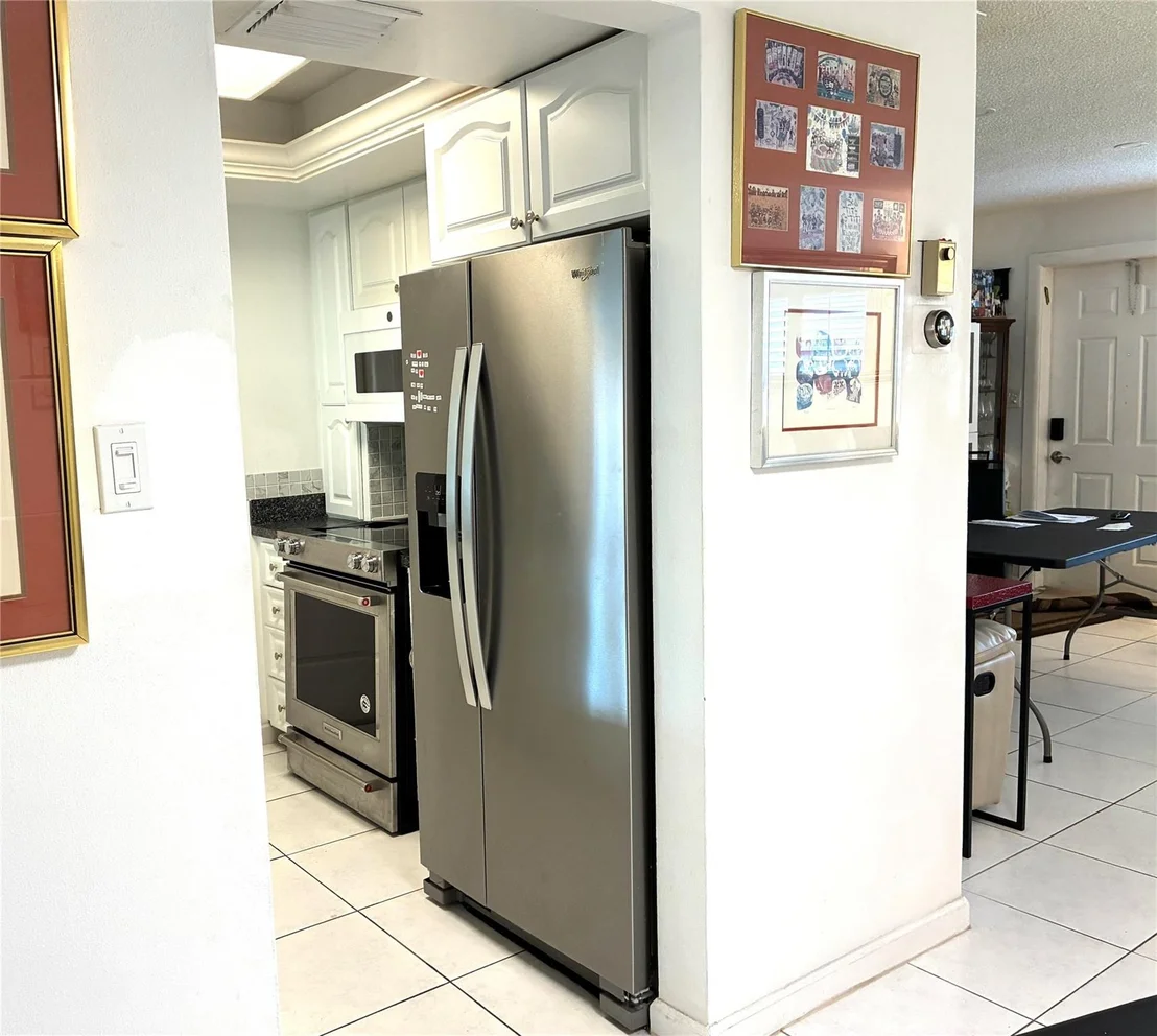 Photo of 320 S Golf Boulevard