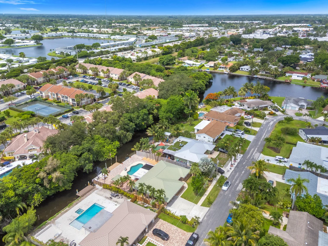 Photo of 1045 Coral Drive