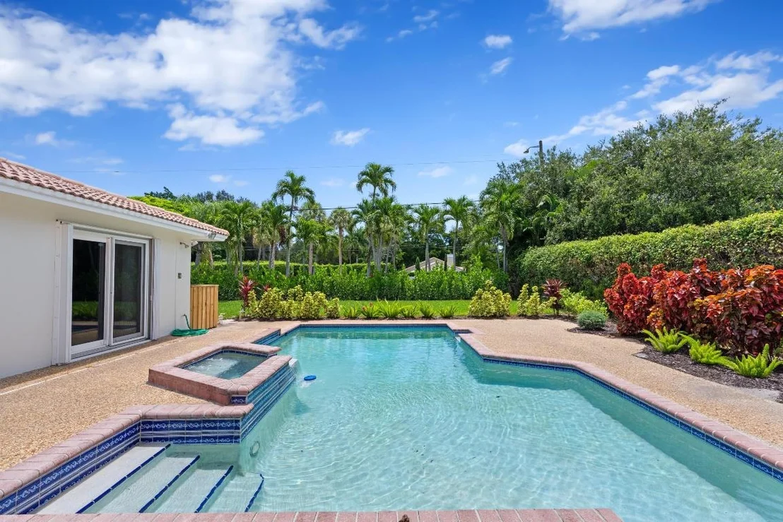 Photo of 3288 NW 25th Way