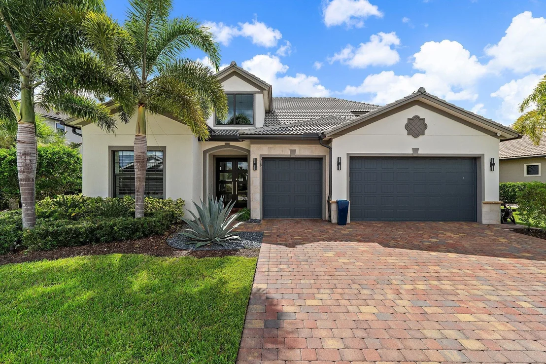 Photo of 319 Sonoma Isles Circle