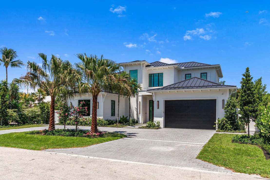 Photo of 720 NW 3rd Avenue