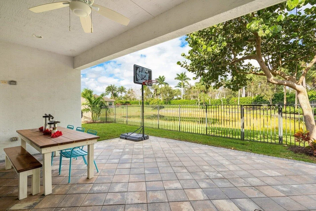 Photo of 8061 Rainforest Jasper Lane