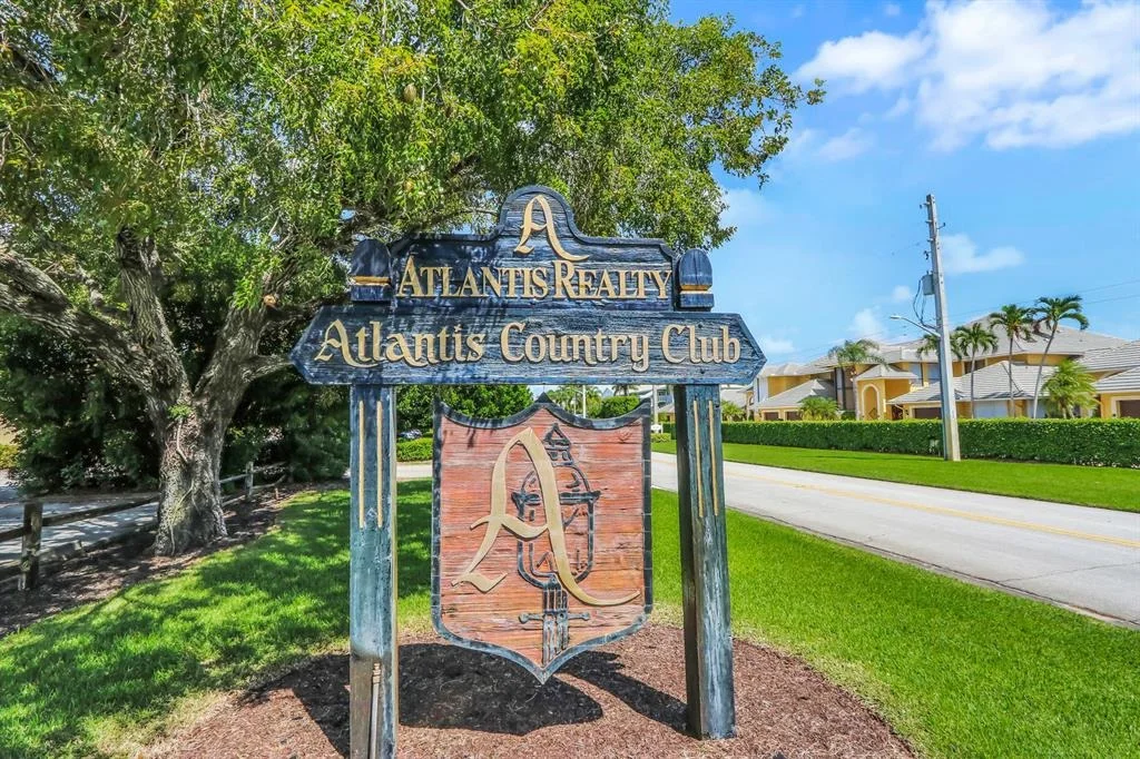 Photo of 208 Gleneagles Drive