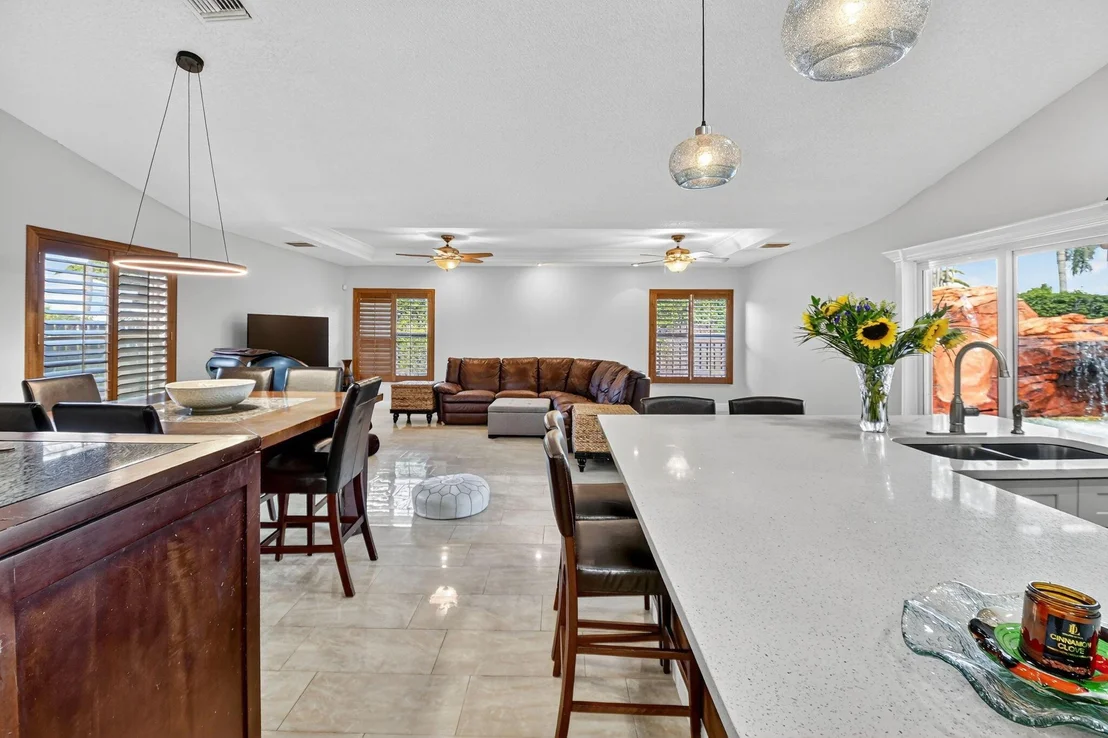 Photo of 9145 Paragon Way