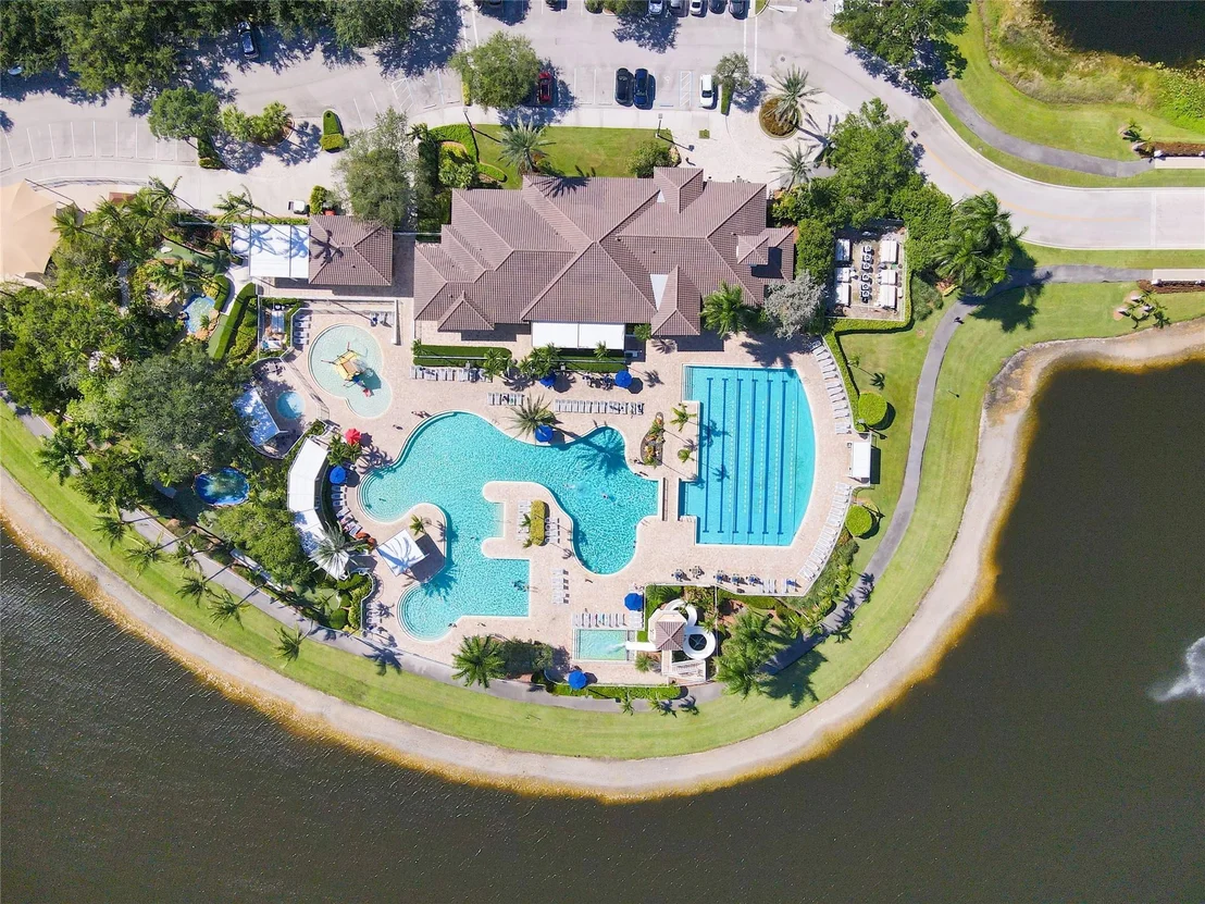 Photo of 934 S Sunflower Circle