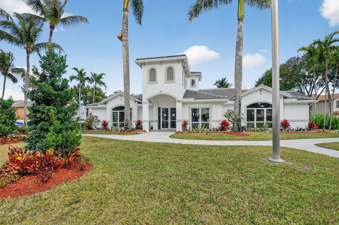 Photo of 4795 S Classical Boulevard