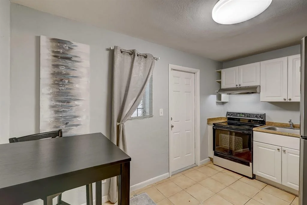 Photo of Unit 12 at 809 Phippen Road
