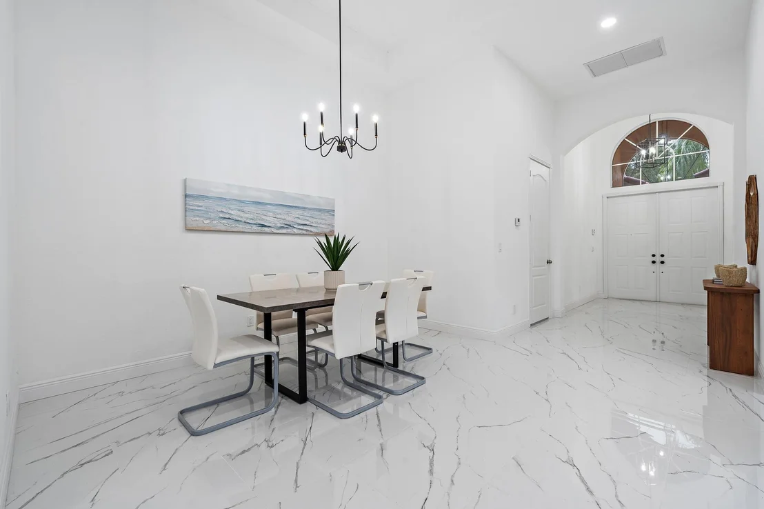 Photo of 7133 Veneto Drive