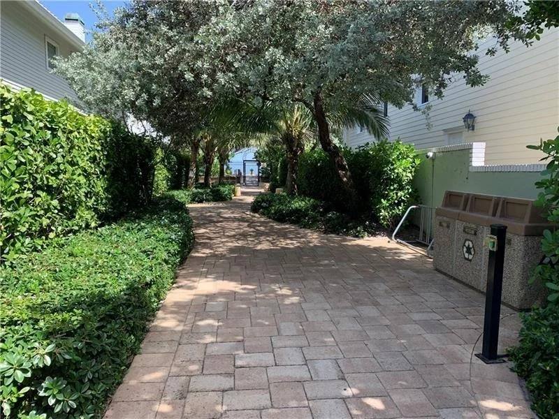 Photo of 3421 Dover Road