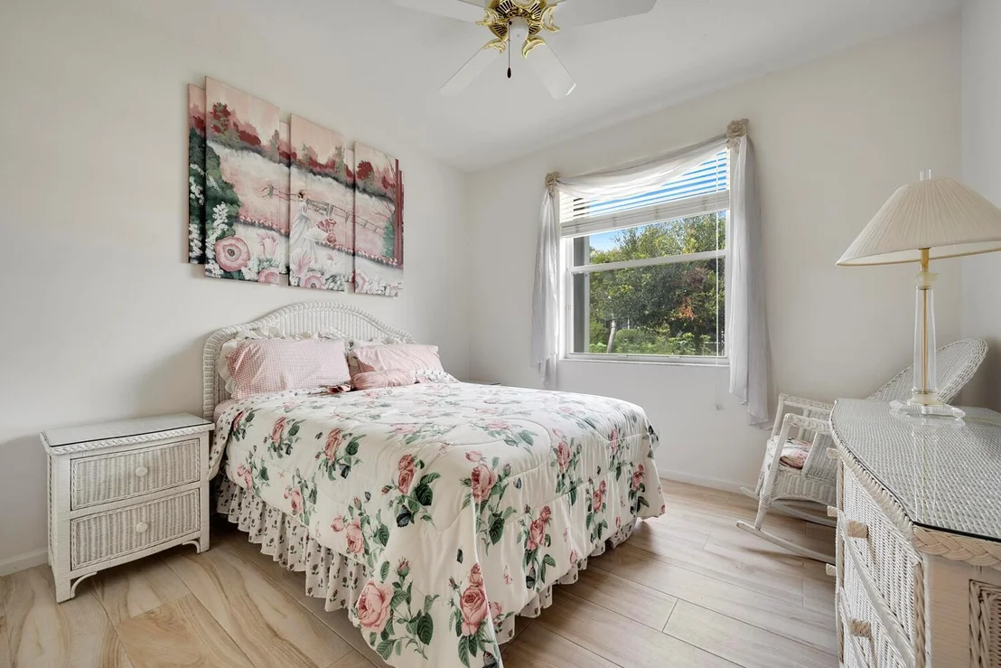 Photo of 6867 Chimere Terrace