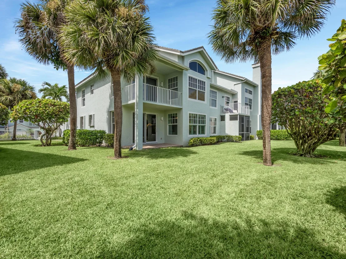 Photo of 607 Mainsail Circle