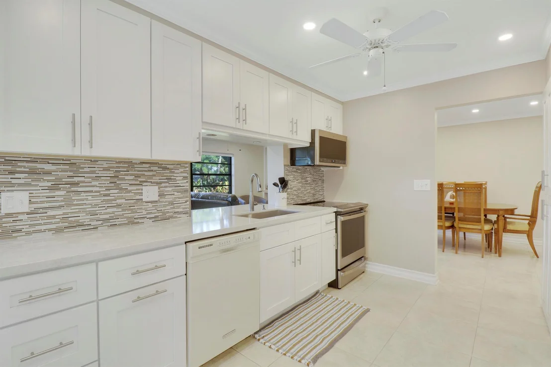 Photo of 7328 Pine Forest Circle