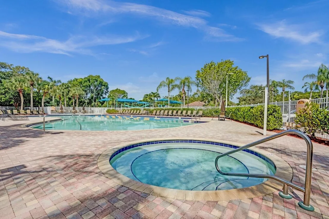 Photo of 7522 Oak Grove Circle