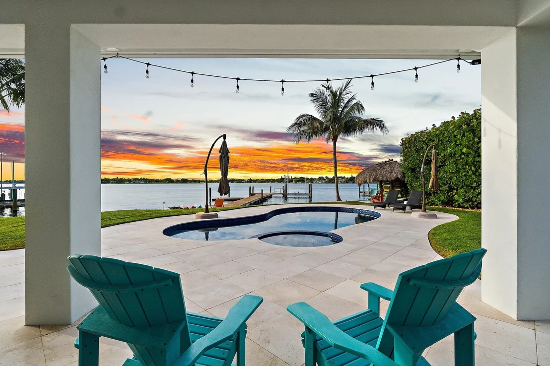 Photo of 954 Dolphin Court