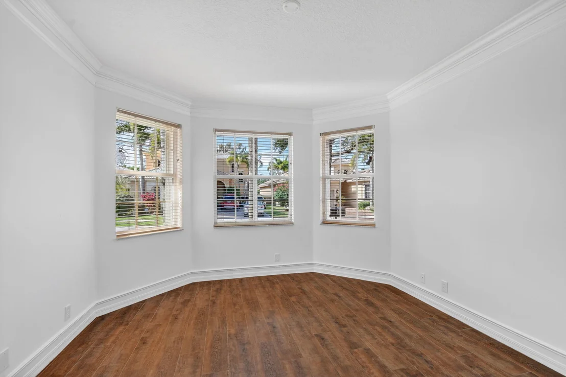 Photo of 7200 Veneto Drive