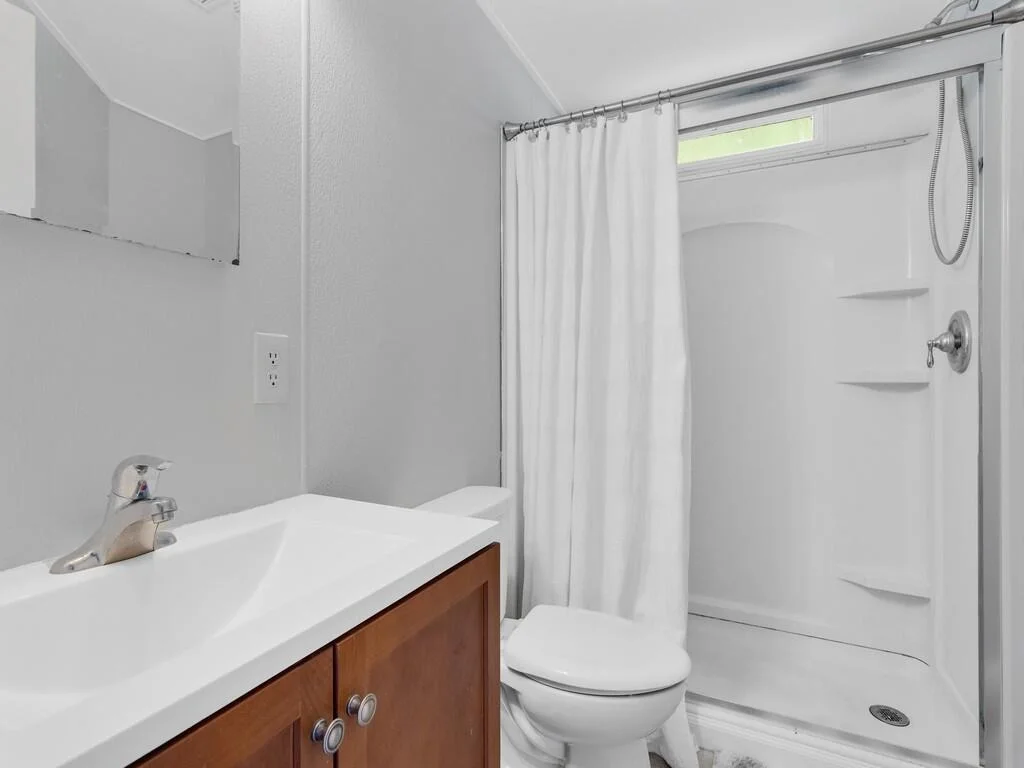Photo of 1033 Oriole Circle