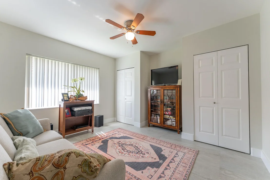Photo of 10370 Greentrail Drive N