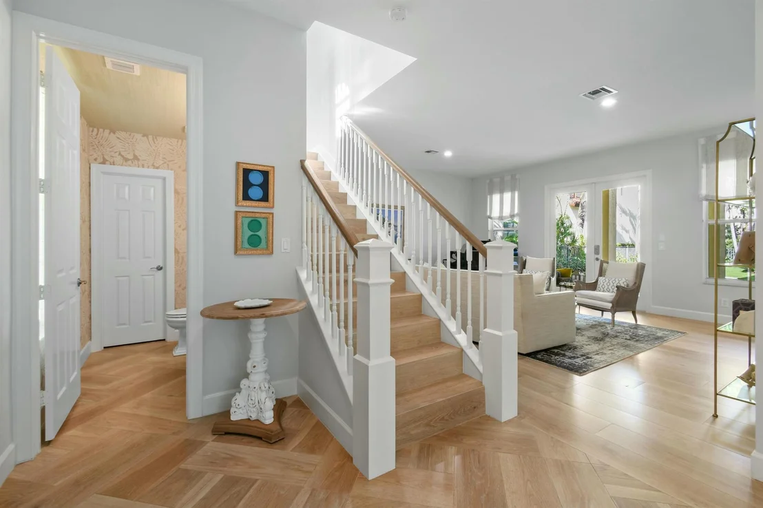 Photo of 119 Barcelona Drive