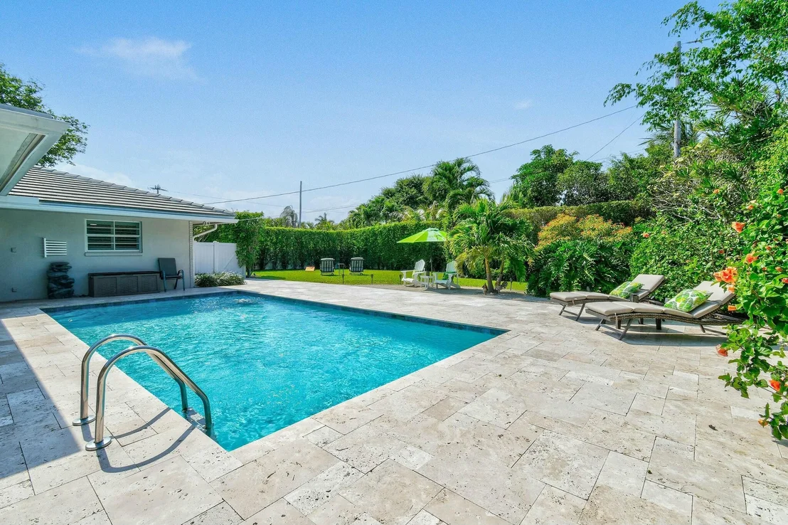 Photo of 801 N Anchorage Drive