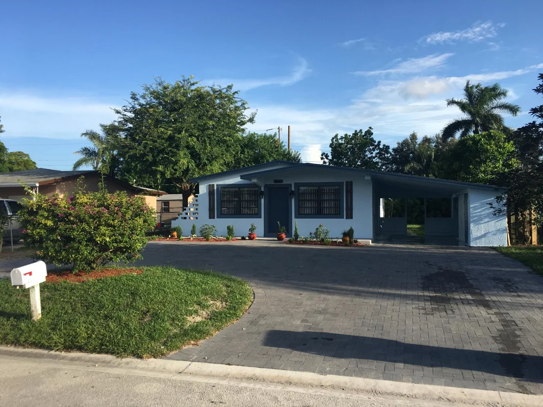 Photo of 3862 Sierra Drive