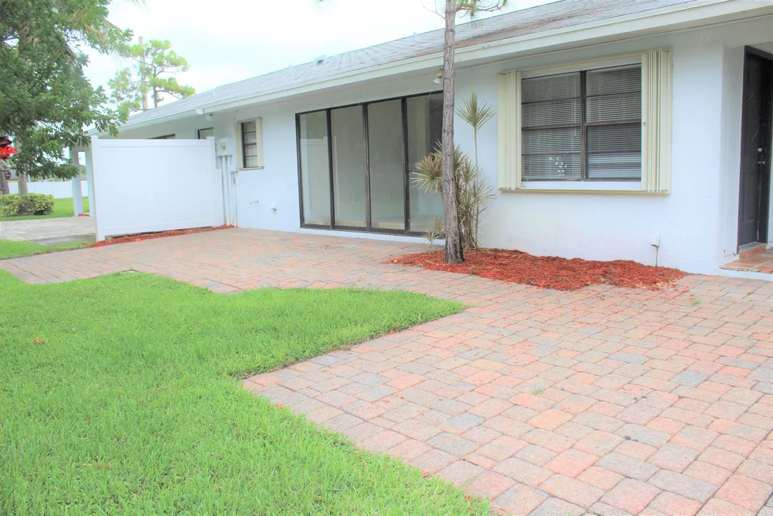 Photo of 4498 Walden Circle