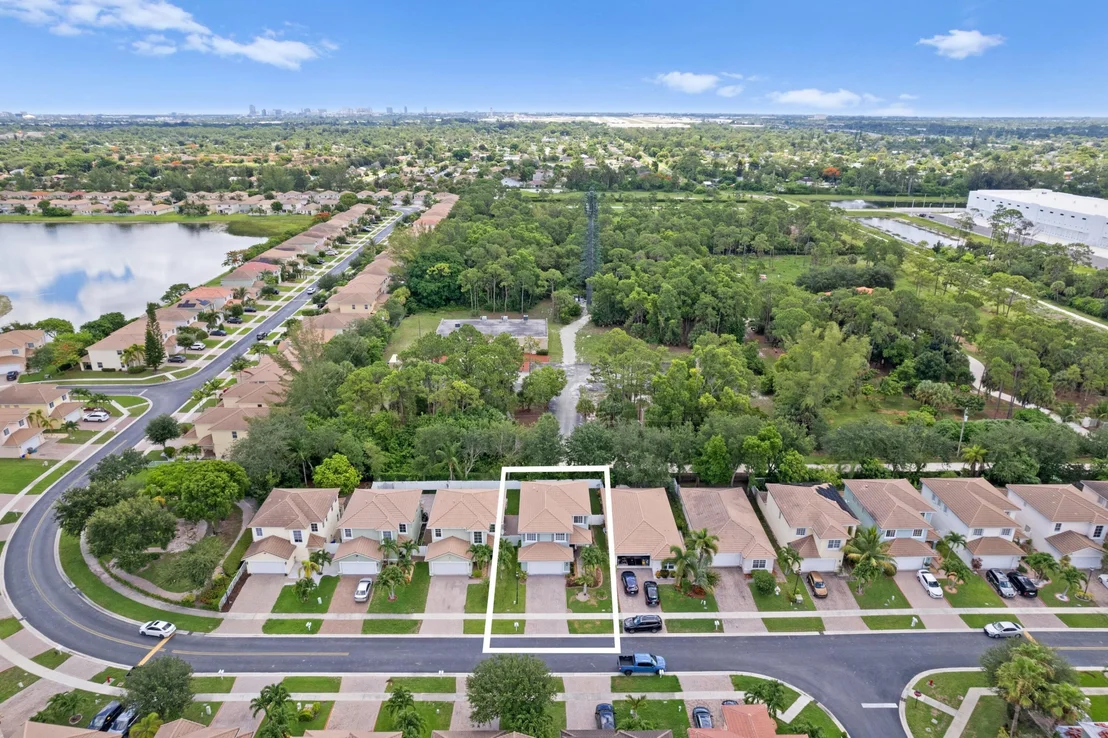 Photo of 6562 Adriatic Way