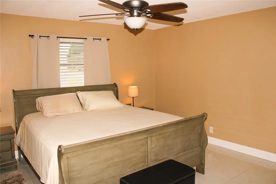 Photo of 5705 NW 48th Way