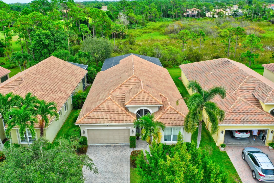 Photo of 6904 SE Twin Oaks Circle