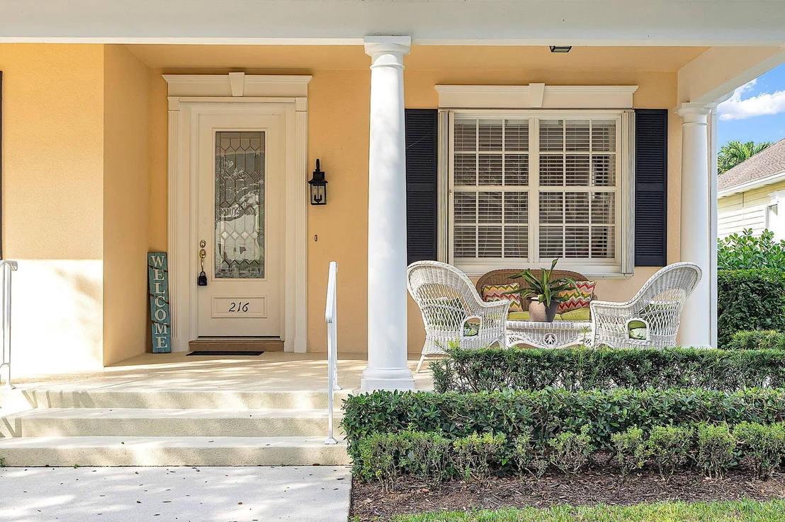 Photo of 216 Barbados Drive