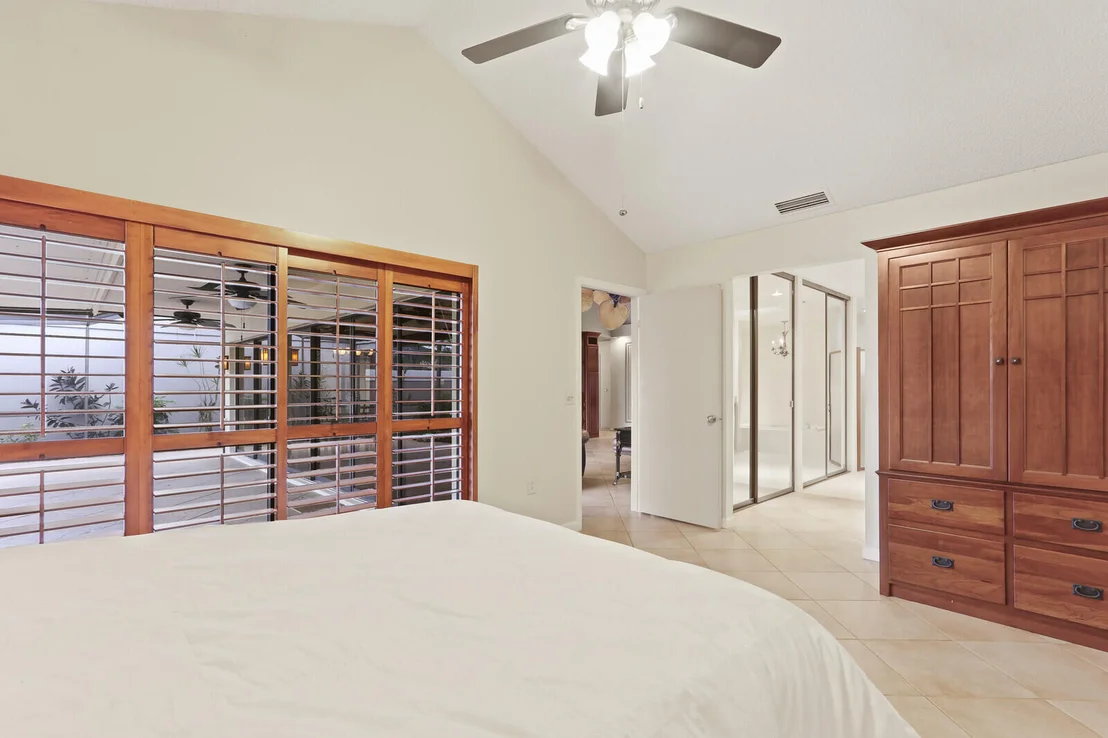 Photo of 232 E River Park Drive