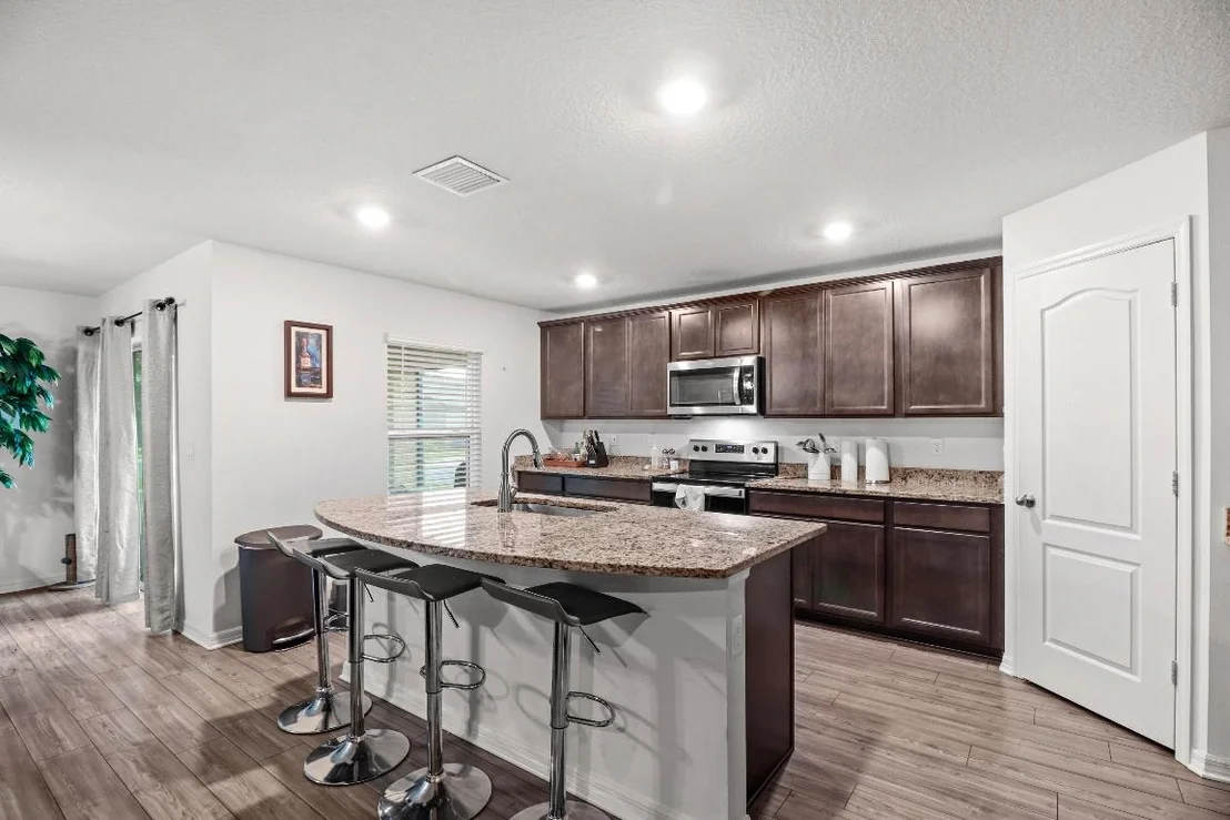 Photo of 5551 Imagination Drive