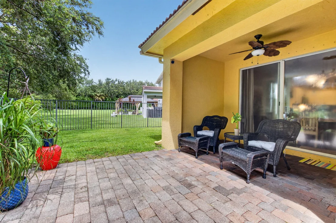 Photo of 9262 Silver Glen Way