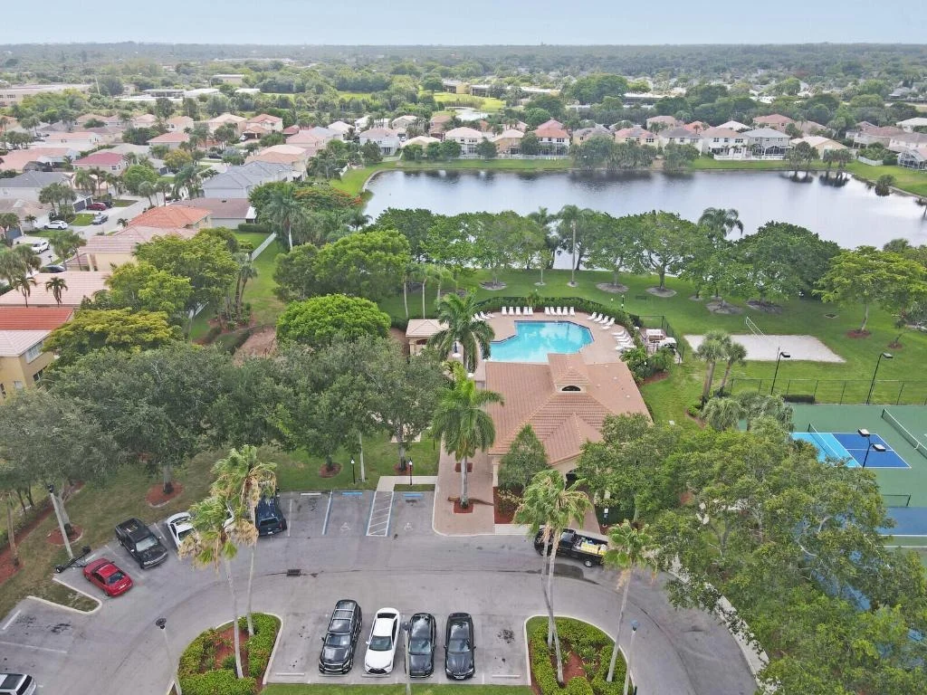 Photo of 7039 Middlebury Drive