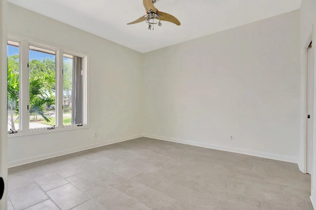 Photo of 6102 SE Oakmont Place